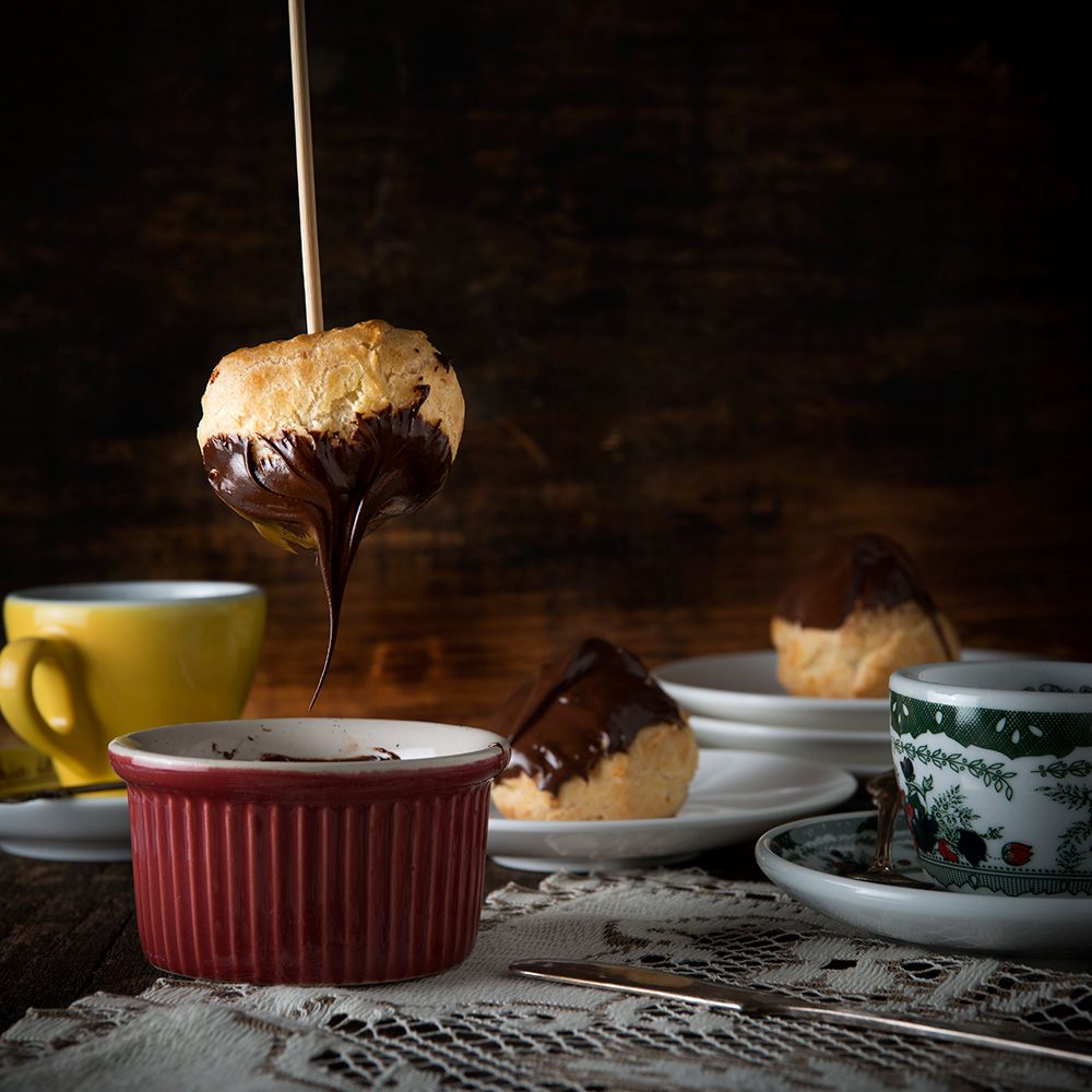 profiterole dipped in chocolate - dessert photographer