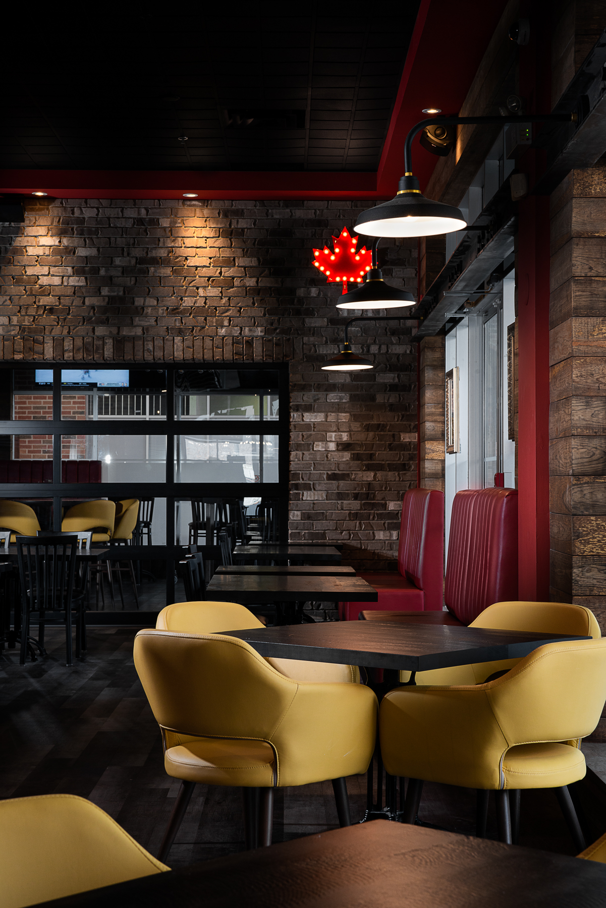 hudson public bar and restaurant in brantford